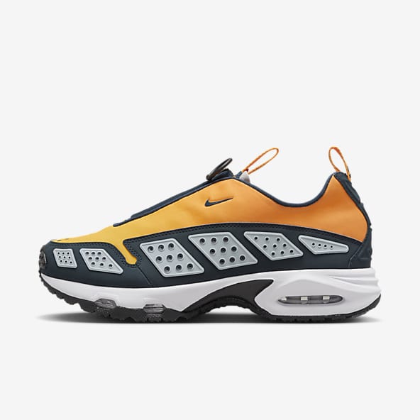 Nike $200 store